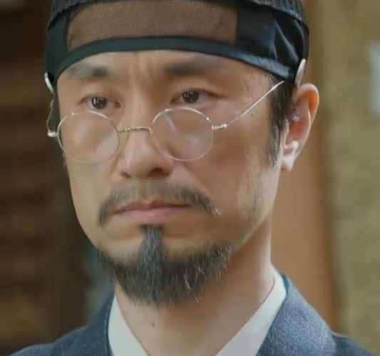 미스터 션샤인 김병철 조우진 닮은꼴 쌍둥이 1인2역 형제같은 배우